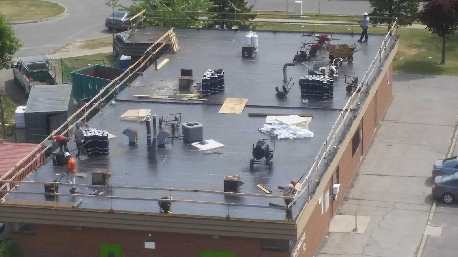 Automotive Manufacturing Facility Roofing